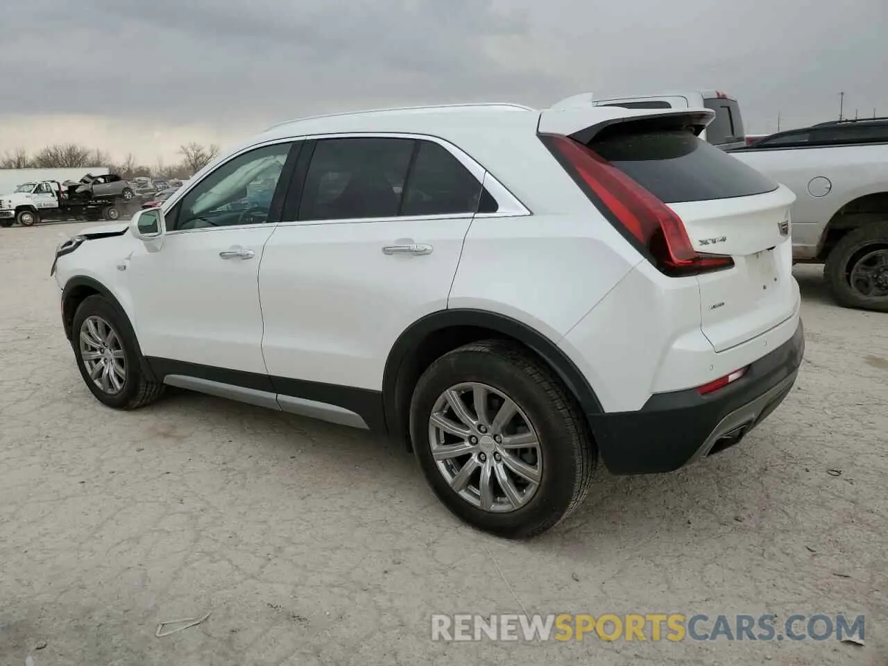 2 Photograph of a damaged car 1GYFZDR49LF047360 CADILLAC XT4 2020