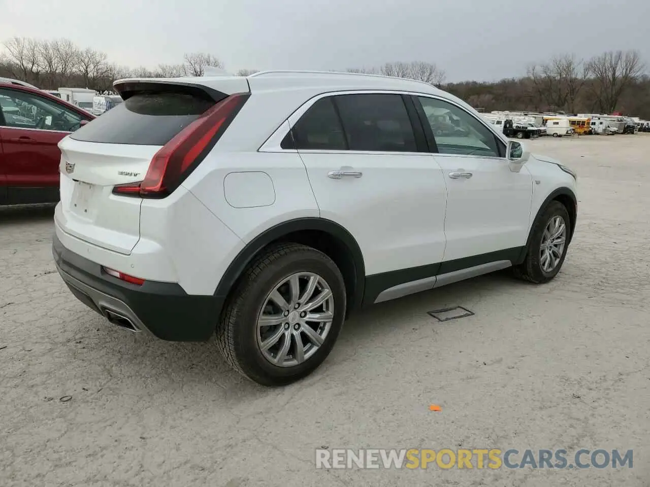 3 Photograph of a damaged car 1GYFZDR49LF047360 CADILLAC XT4 2020