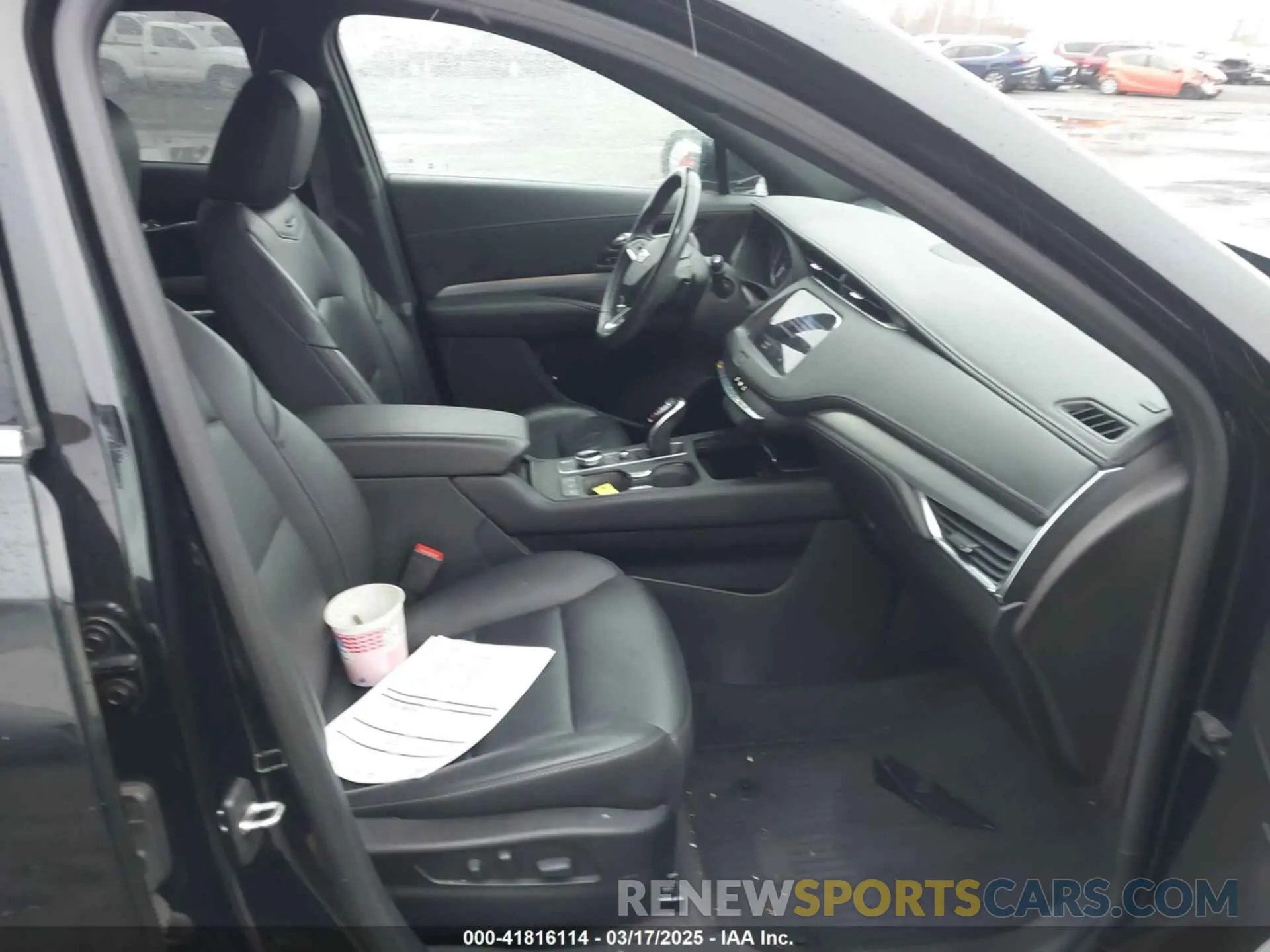 5 Photograph of a damaged car 1GYFZDR4XLF101426 CADILLAC XT4 2020