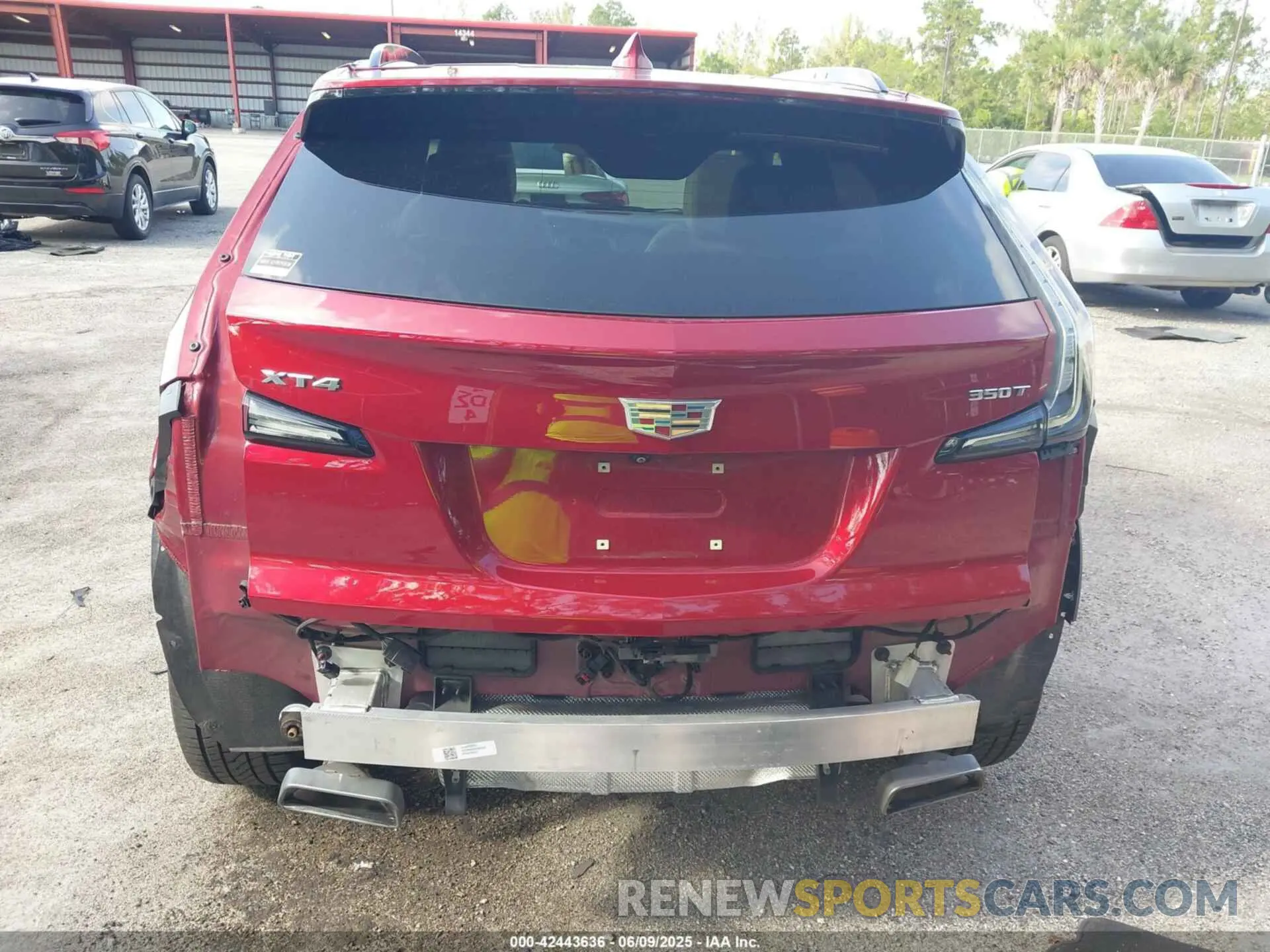 17 Photograph of a damaged car 1GYFZER44LF116168 CADILLAC XT4 2020