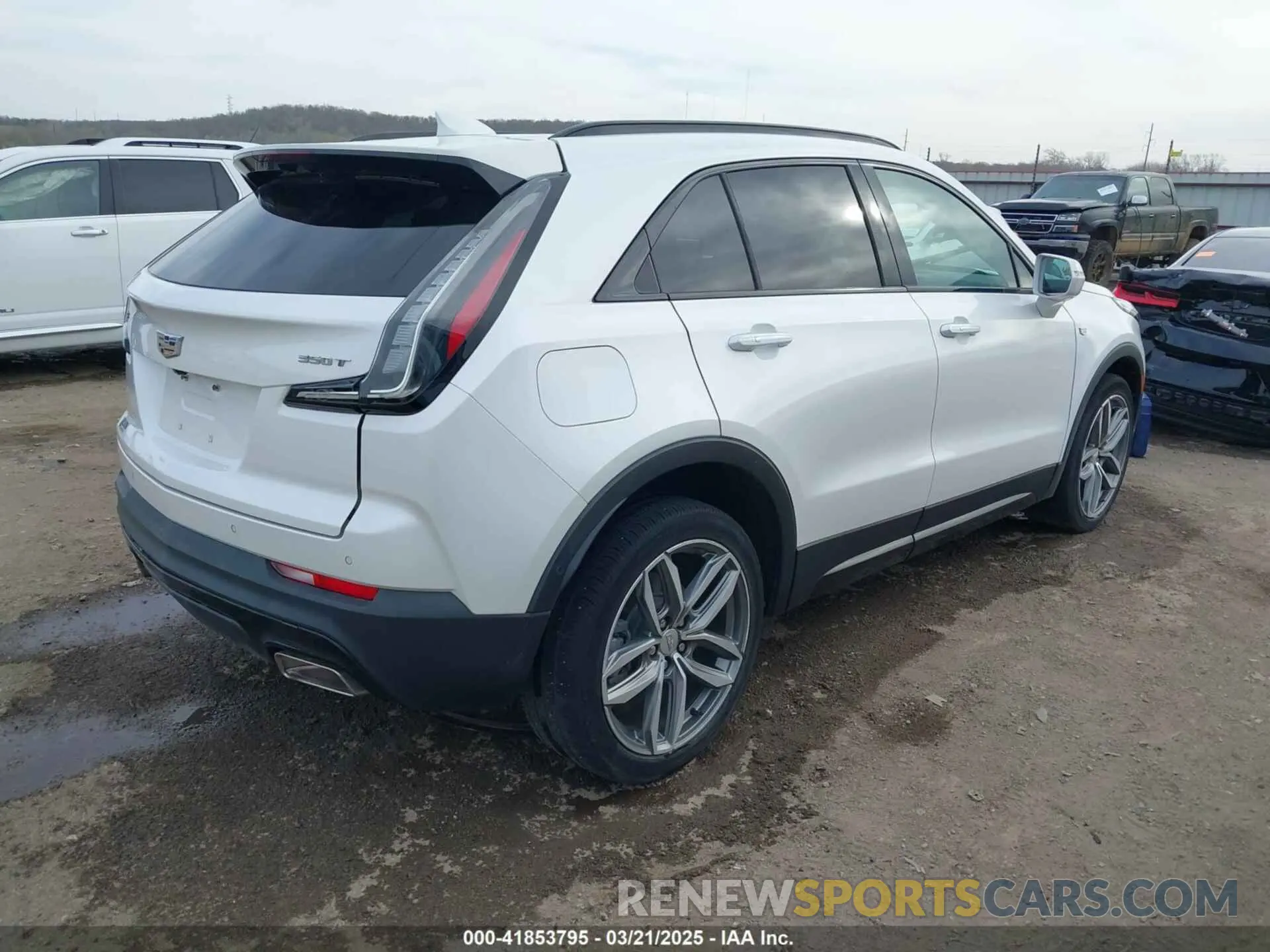 4 Photograph of a damaged car 1GYFZER45LF148806 CADILLAC XT4 2020