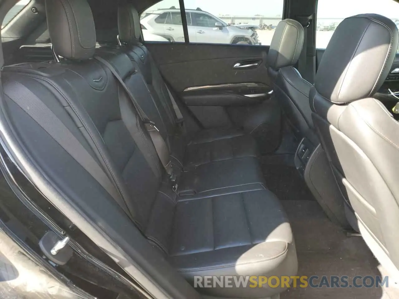 12 Photograph of a damaged car 1GYFZER49LF024652 CADILLAC XT4 2020