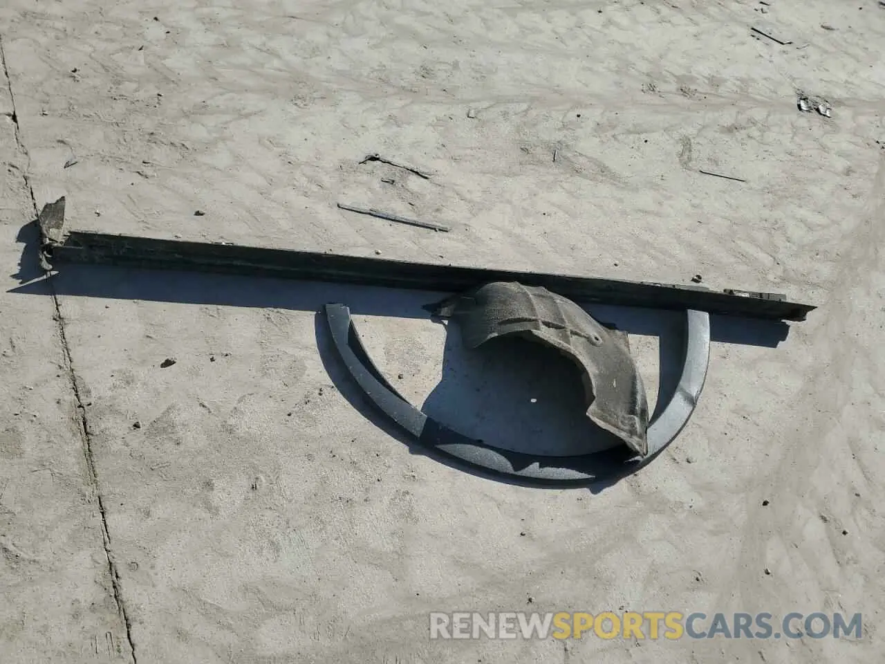 15 Photograph of a damaged car 1GYFZER49LF024652 CADILLAC XT4 2020