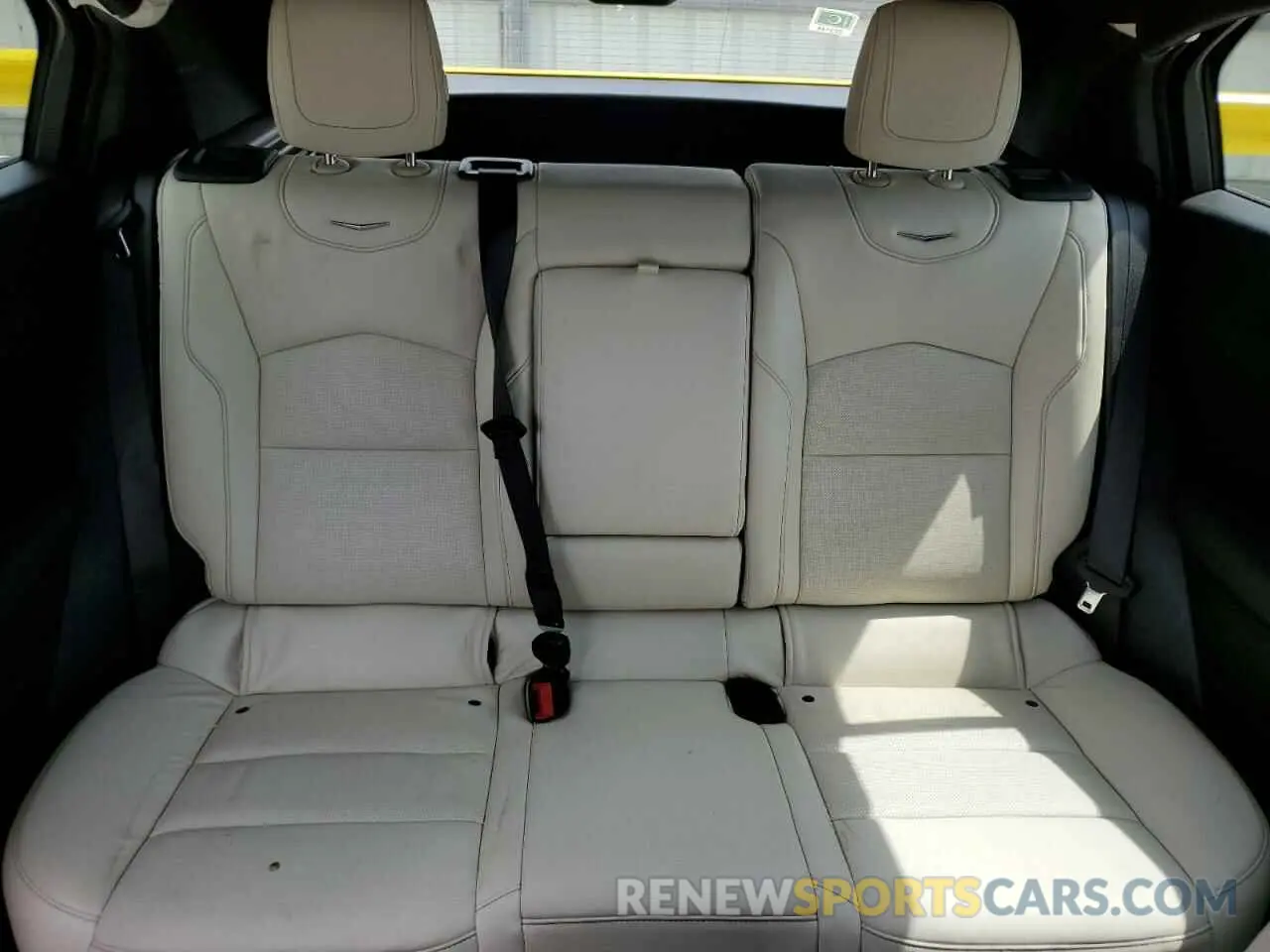 10 Photograph of a damaged car 1GYFZER49LF054184 CADILLAC XT4 2020