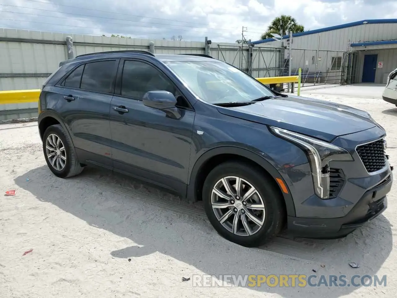 4 Photograph of a damaged car 1GYFZER49LF054184 CADILLAC XT4 2020