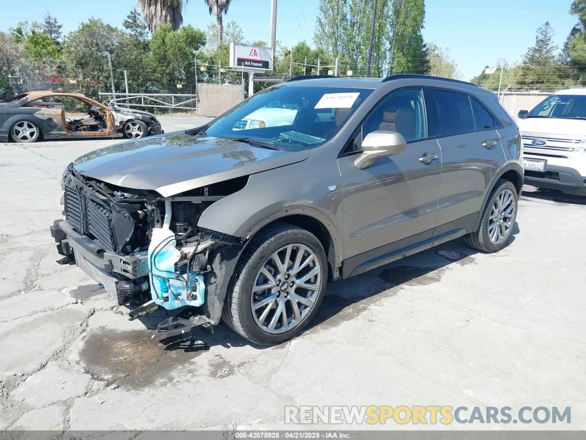 2 Photograph of a damaged car 1GYFZER4XLF032646 CADILLAC XT4 2020
