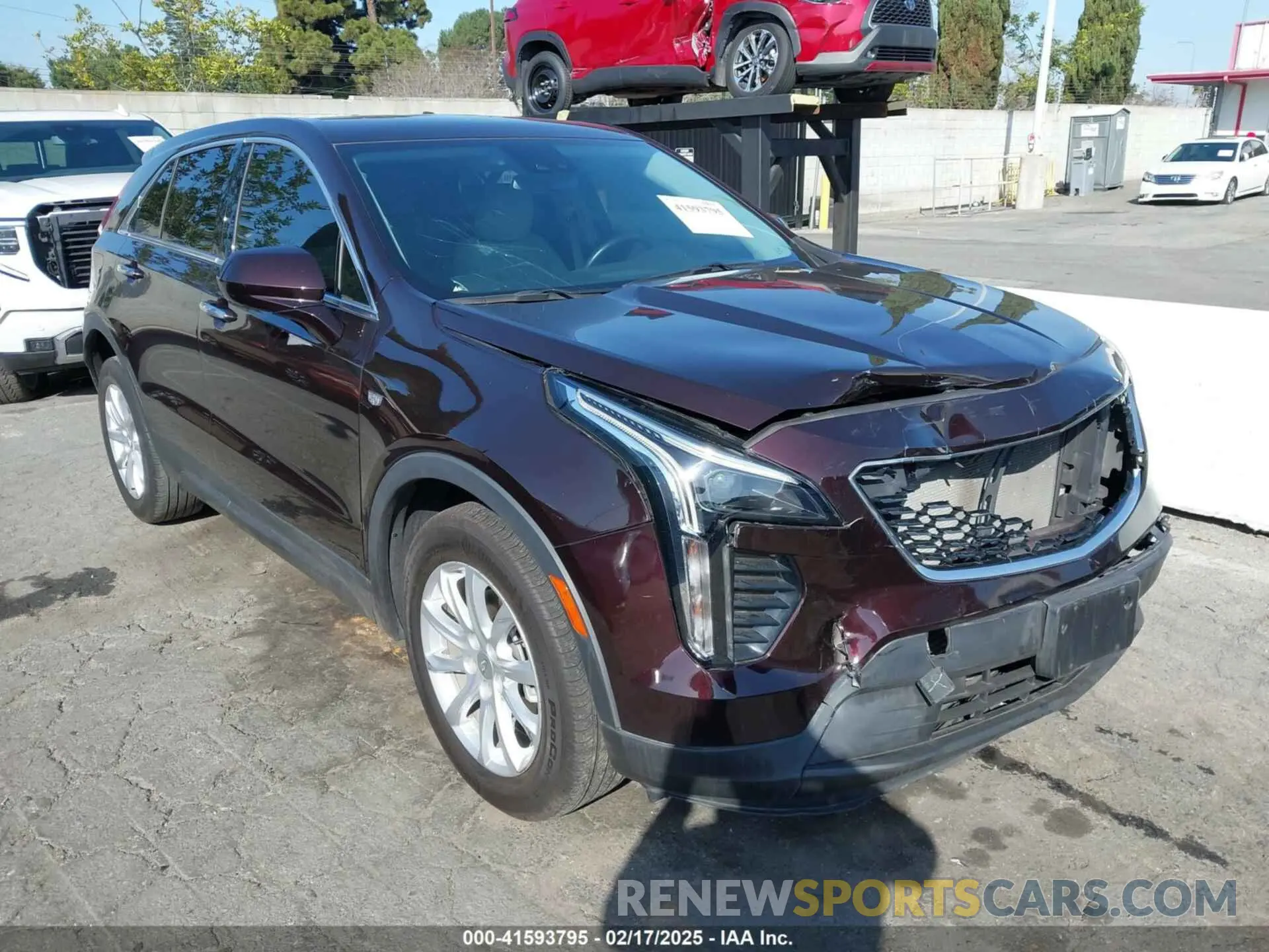 1 Photograph of a damaged car 1GYAZAR43MF043816 CADILLAC XT4 2021