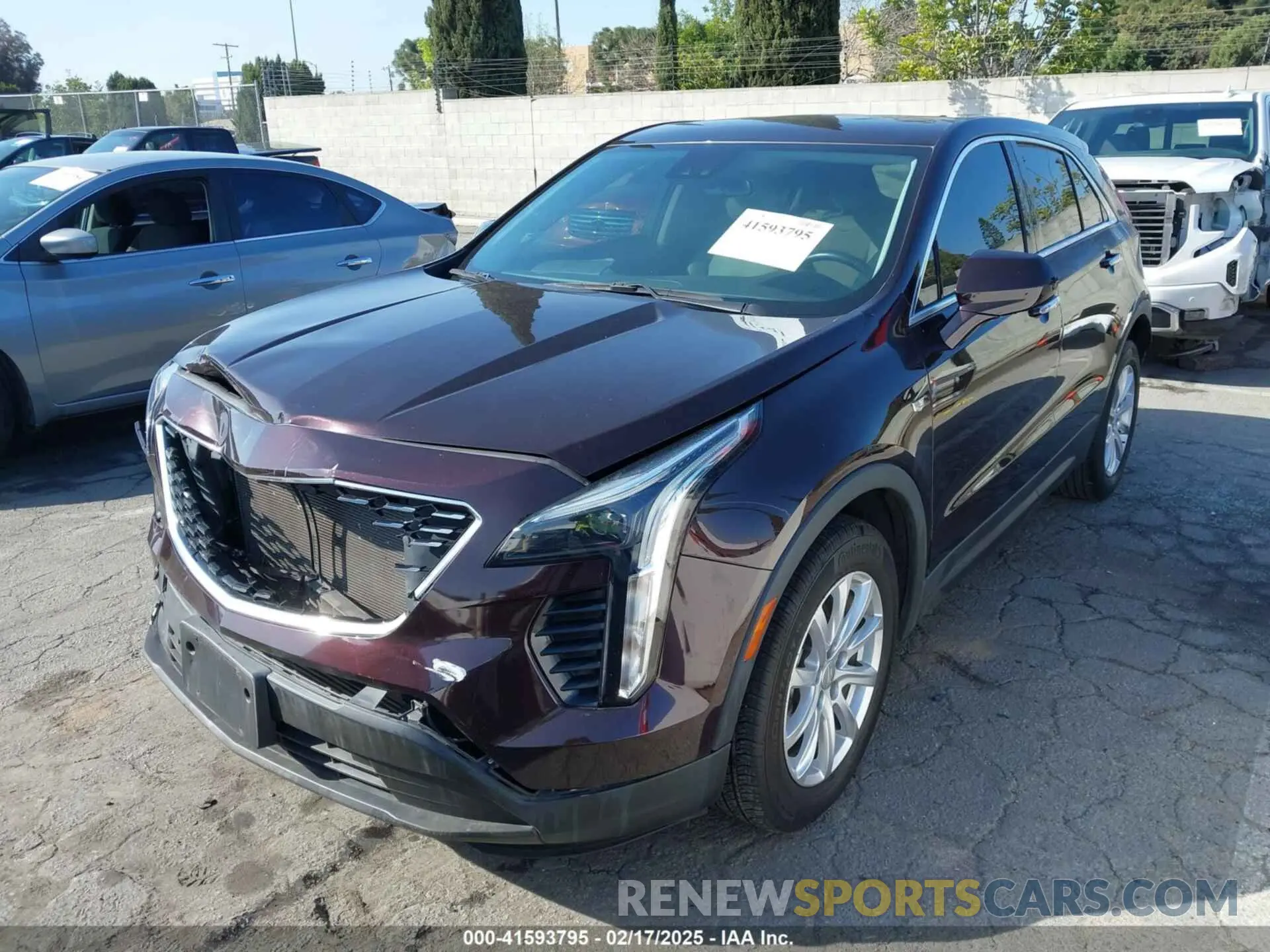 2 Photograph of a damaged car 1GYAZAR43MF043816 CADILLAC XT4 2021