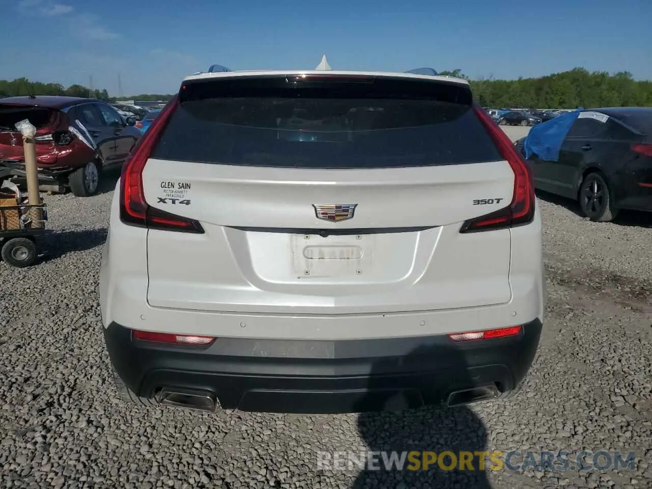 6 Photograph of a damaged car 1GYAZAR46MF000278 CADILLAC XT4 2021