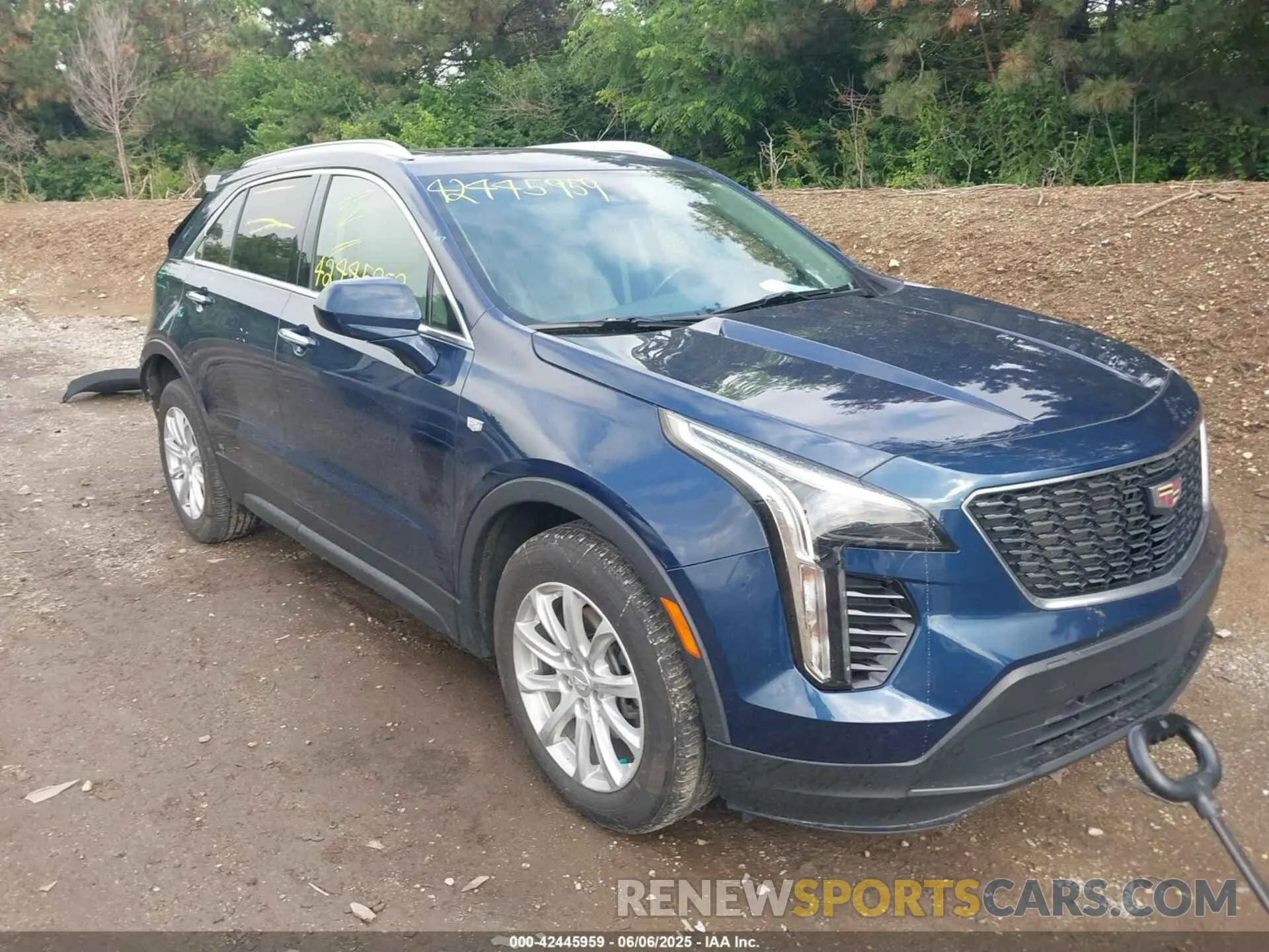 1 Photograph of a damaged car 1GYAZAR49MF022498 CADILLAC XT4 2021