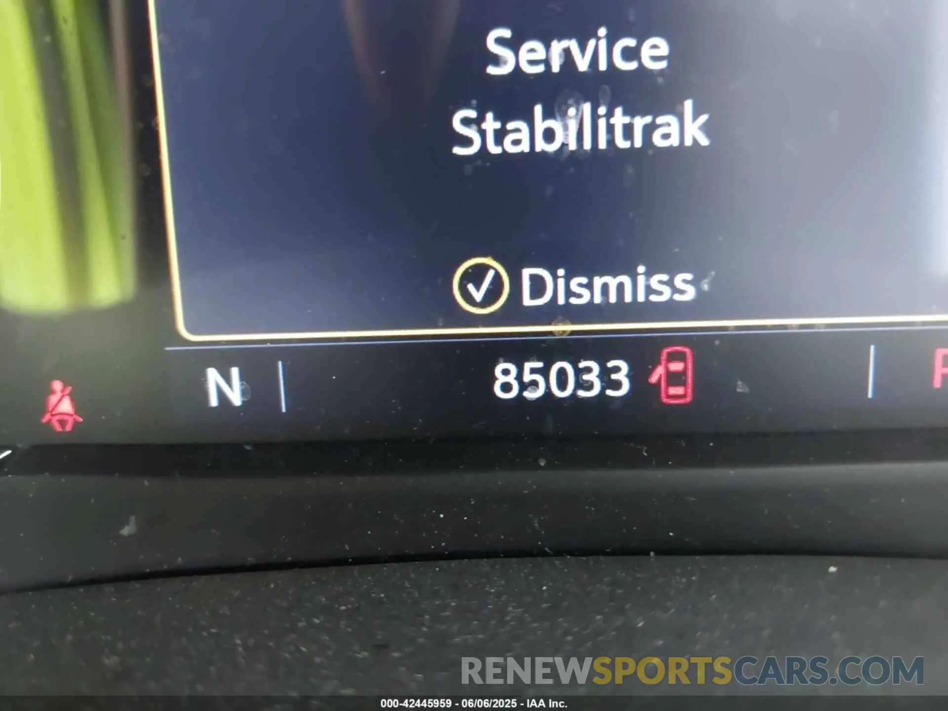 15 Photograph of a damaged car 1GYAZAR49MF022498 CADILLAC XT4 2021