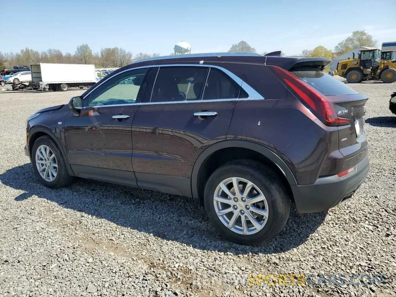 2 Photograph of a damaged car 1GYFZBR47MF022799 CADILLAC XT4 2021