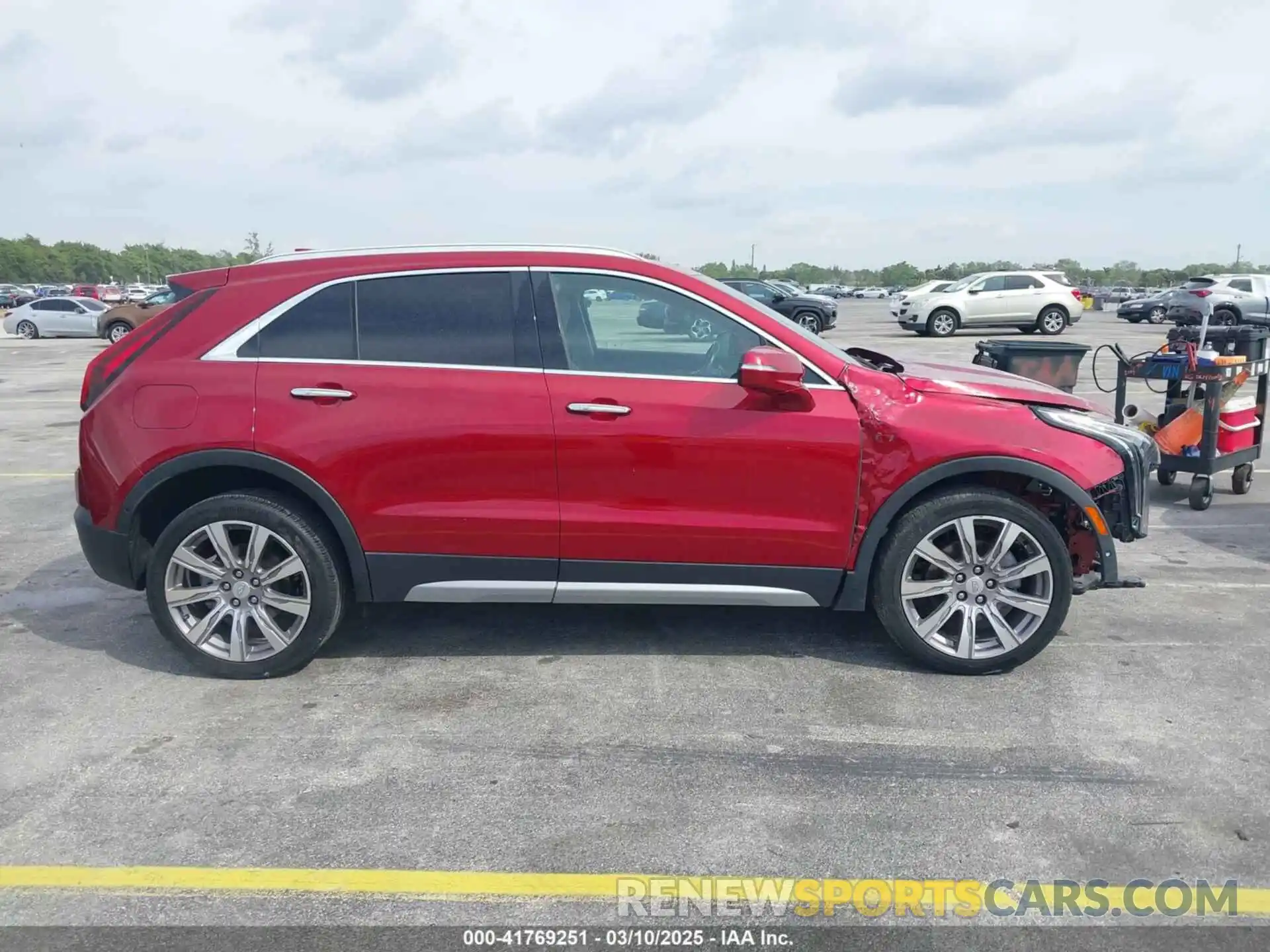 13 Photograph of a damaged car 1GYFZCR41MF043072 CADILLAC XT4 2021