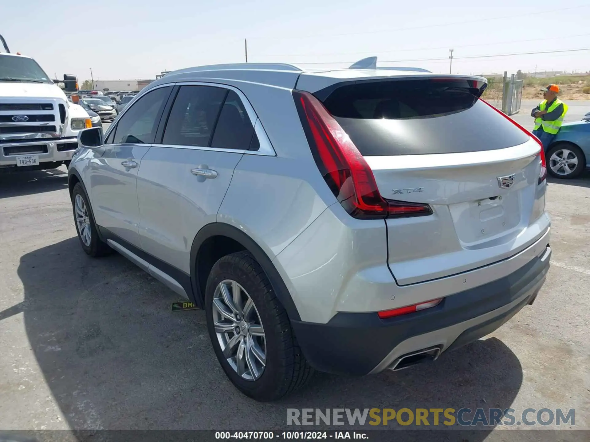 3 Photograph of a damaged car 1GYFZCR42MF005253 CADILLAC XT4 2021