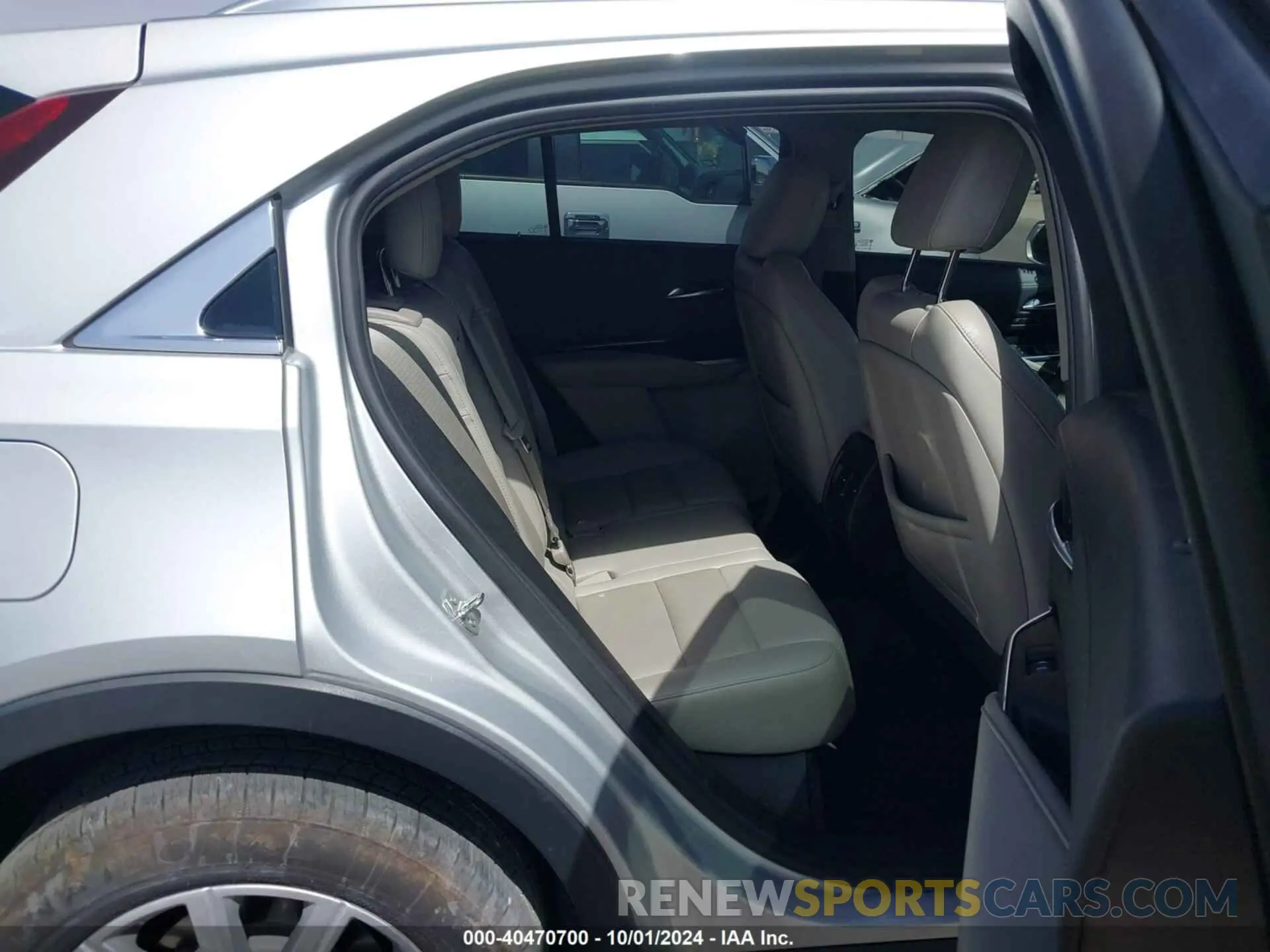 8 Photograph of a damaged car 1GYFZCR42MF005253 CADILLAC XT4 2021
