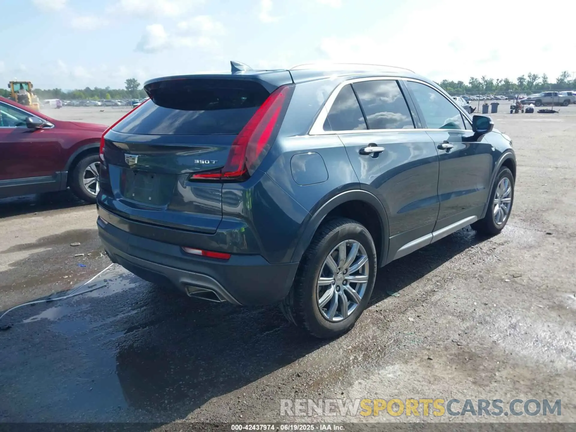 4 Photograph of a damaged car 1GYFZCR42MF007617 CADILLAC XT4 2021