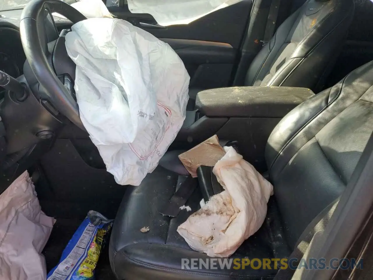7 Photograph of a damaged car 1GYFZCR45MF002654 CADILLAC XT4 2021
