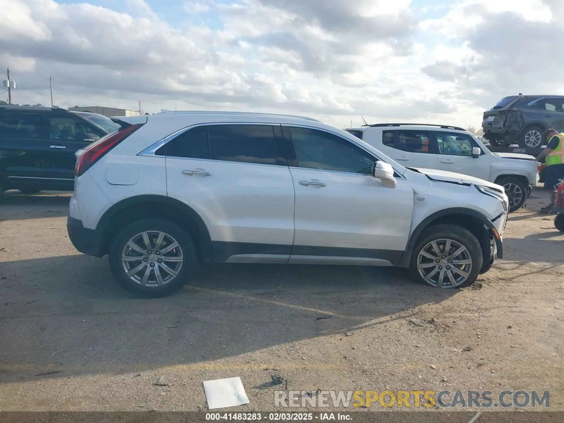 12 Photograph of a damaged car 1GYFZCR47MF084998 CADILLAC XT4 2021