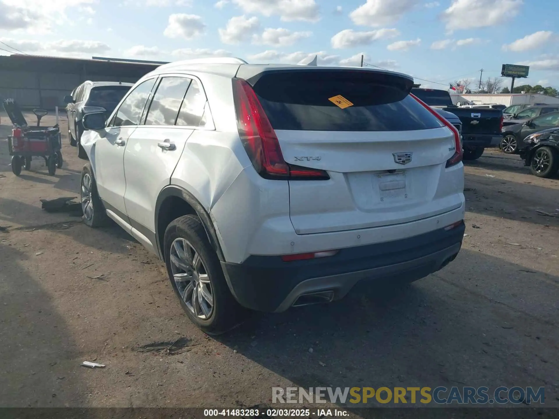 3 Photograph of a damaged car 1GYFZCR47MF084998 CADILLAC XT4 2021