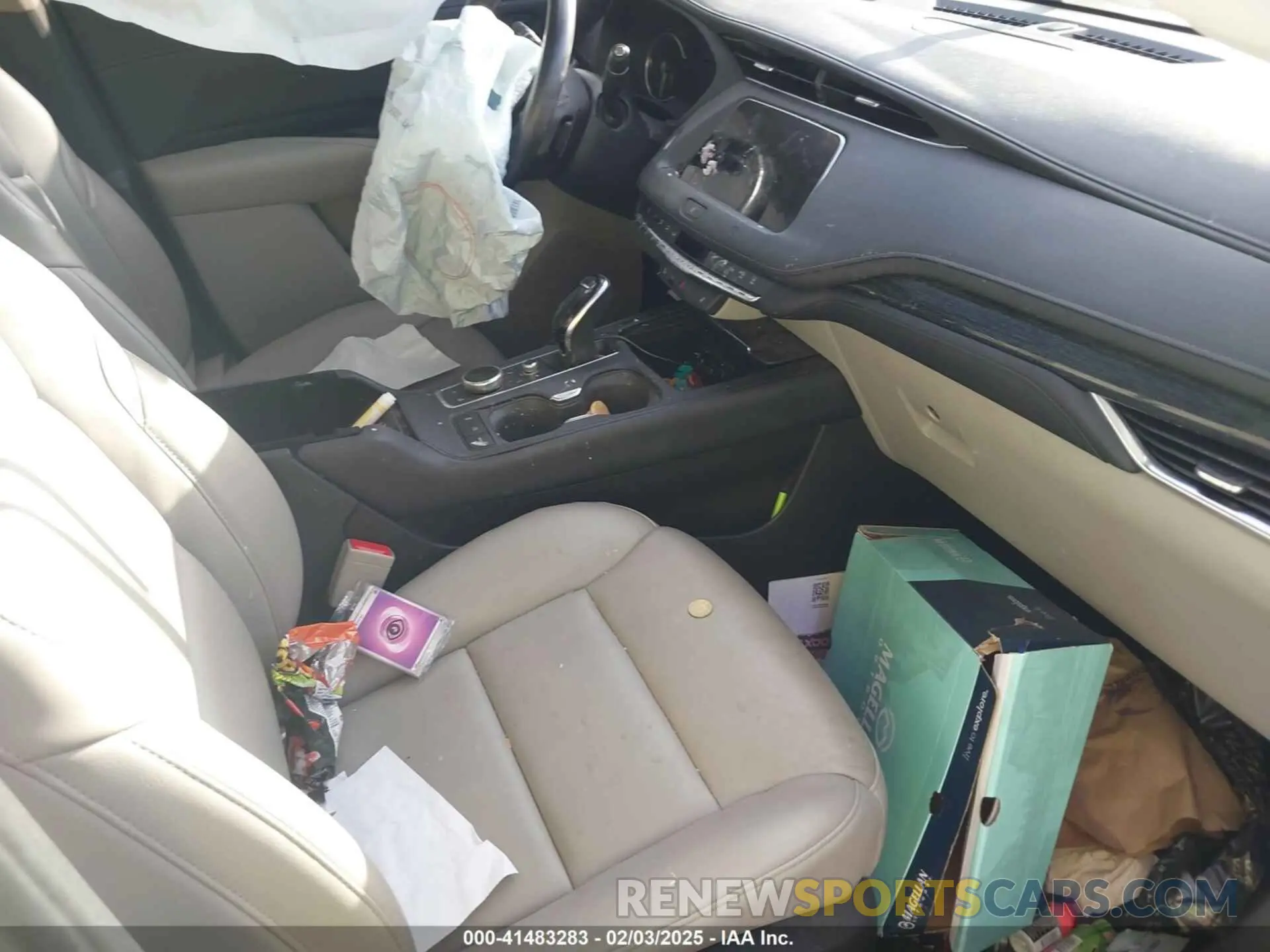 5 Photograph of a damaged car 1GYFZCR47MF084998 CADILLAC XT4 2021