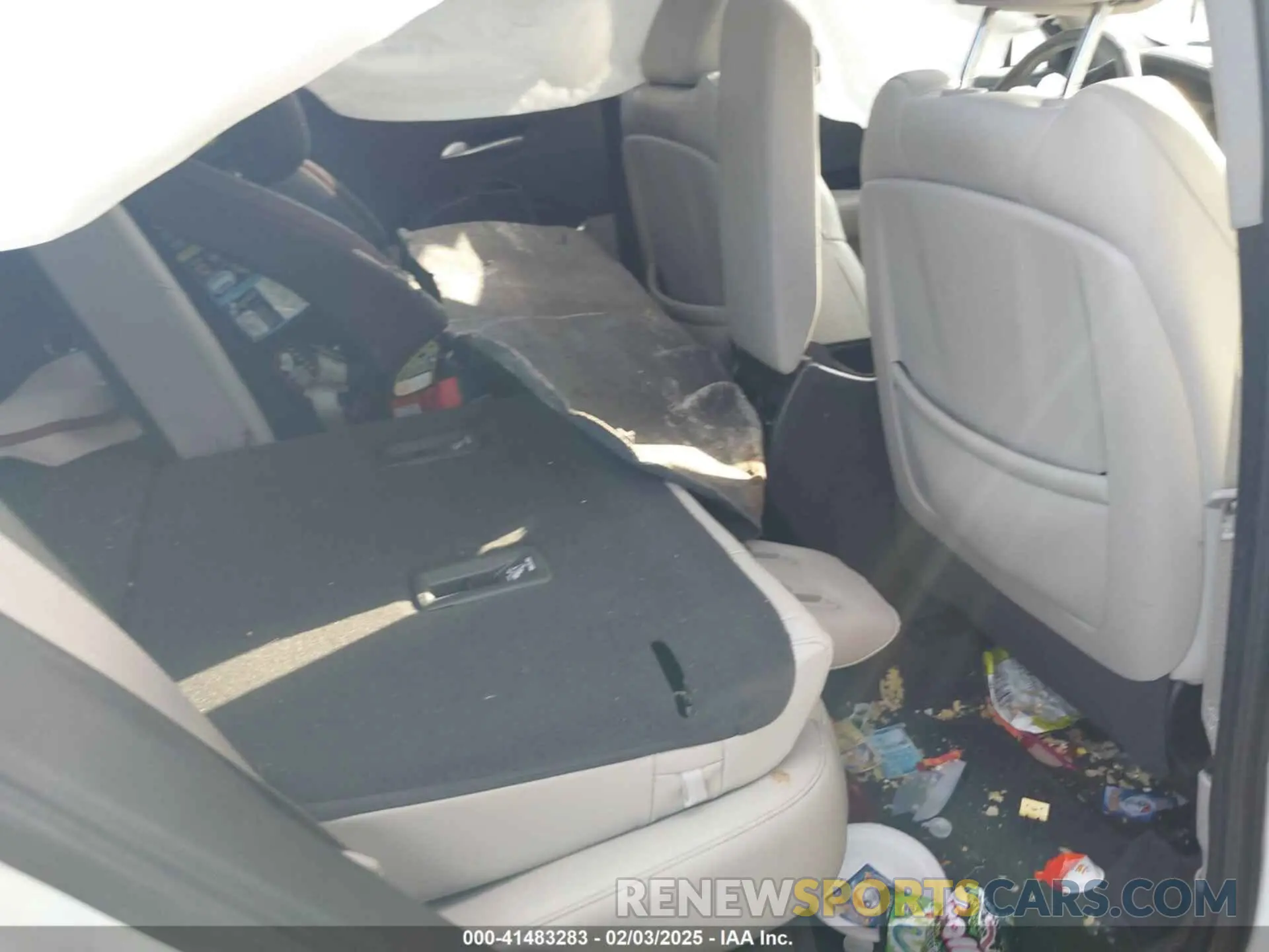 8 Photograph of a damaged car 1GYFZCR47MF084998 CADILLAC XT4 2021