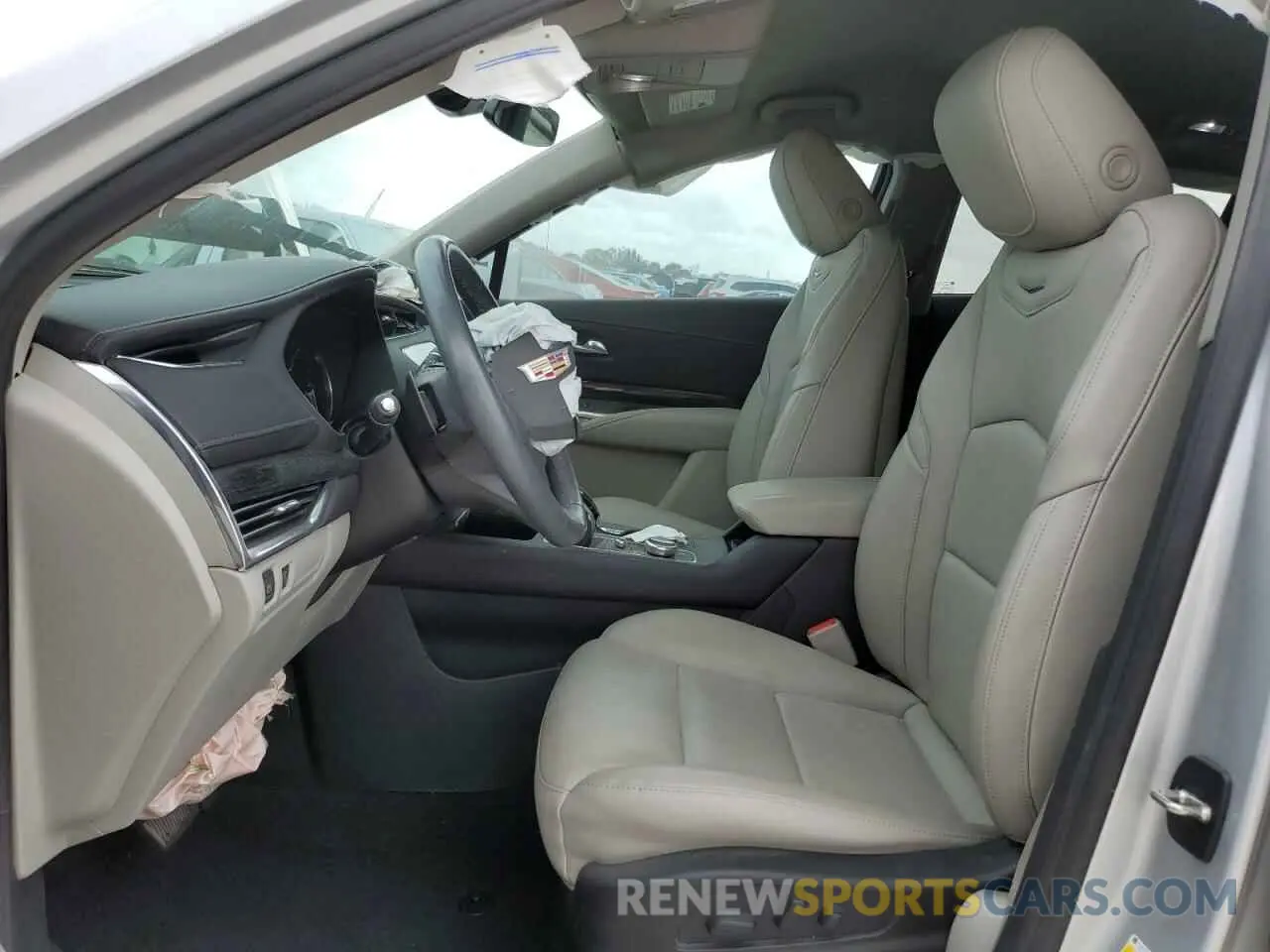 7 Photograph of a damaged car 1GYFZCR48MF071547 CADILLAC XT4 2021