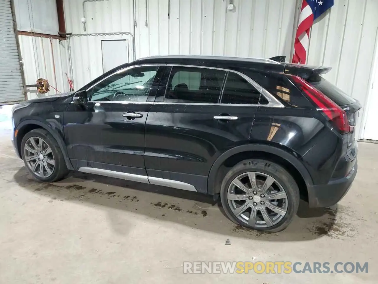 2 Photograph of a damaged car 1GYFZDR41MF001099 CADILLAC XT4 2021