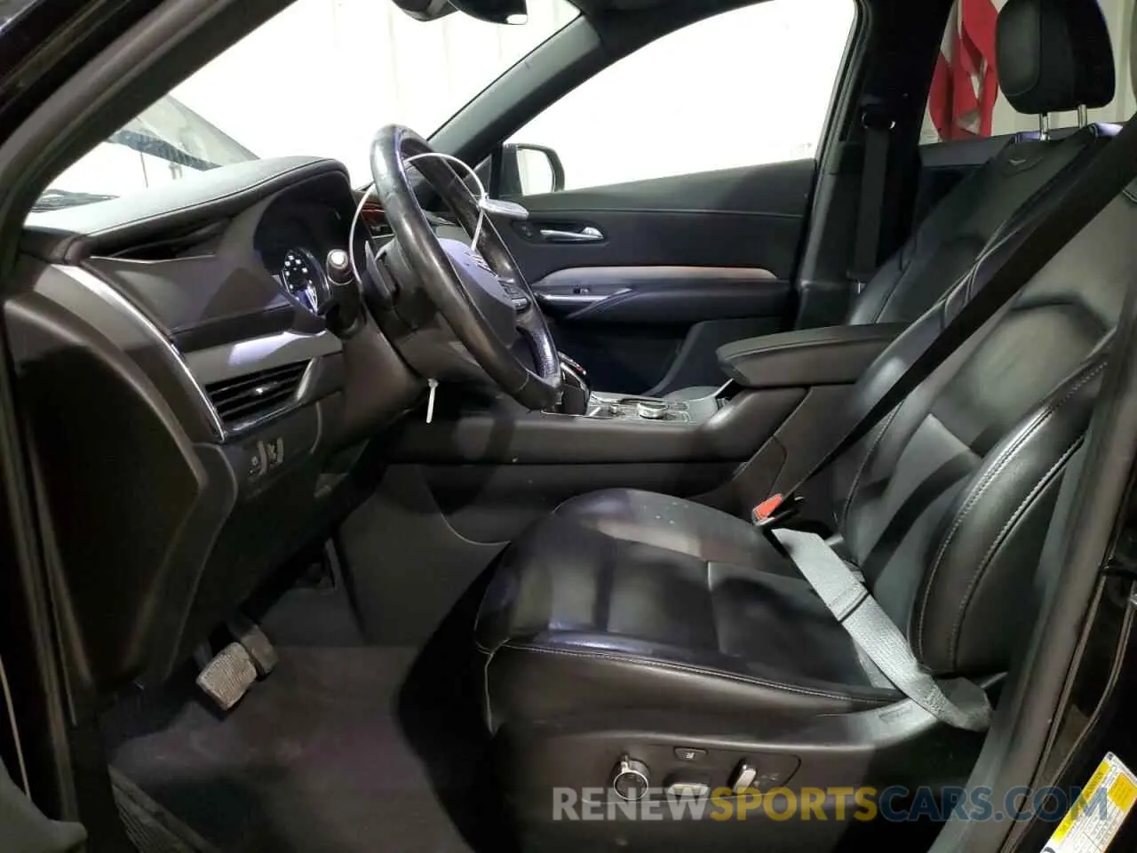 7 Photograph of a damaged car 1GYFZDR41MF001099 CADILLAC XT4 2021