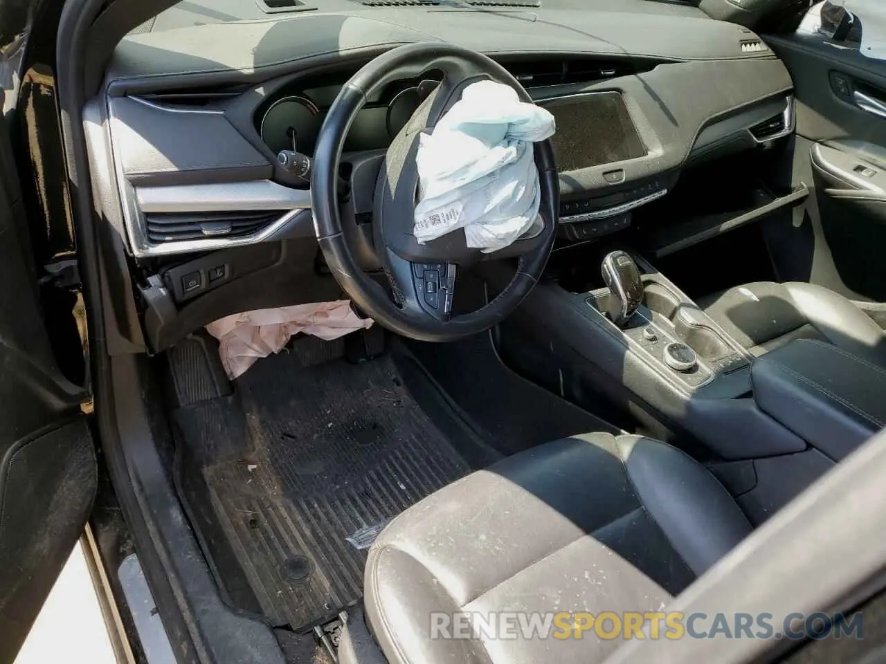 8 Photograph of a damaged car 1GYFZDR48MF081095 CADILLAC XT4 2021