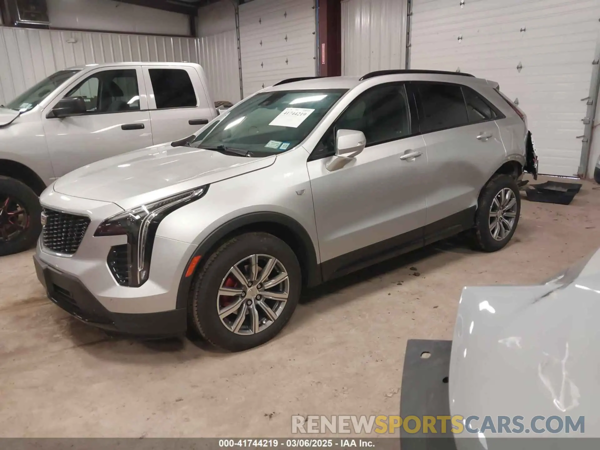 2 Photograph of a damaged car 1GYFZER40MF061378 CADILLAC XT4 2021
