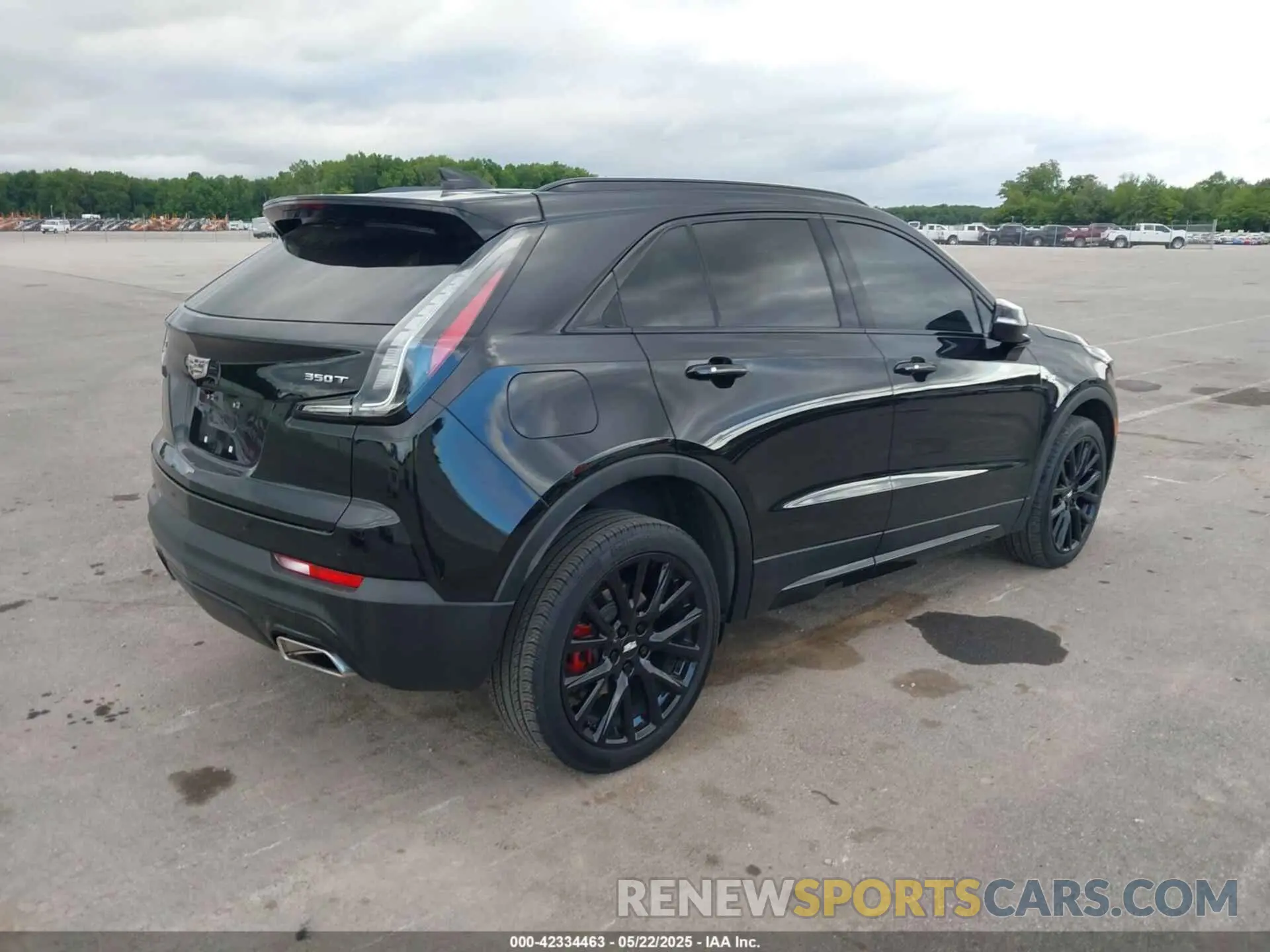 4 Photograph of a damaged car 1GYFZER48MF081247 CADILLAC XT4 2021