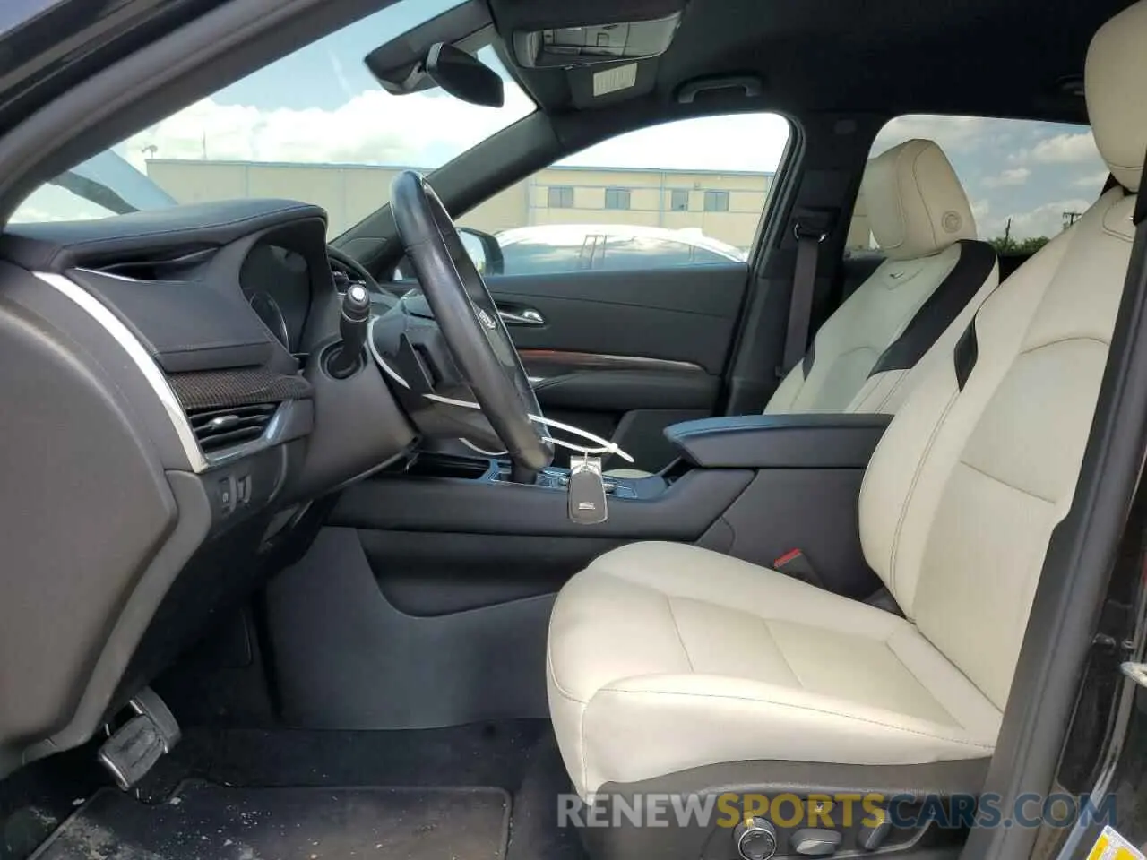 7 Photograph of a damaged car 1GYFZFR43MF054379 CADILLAC XT4 2021