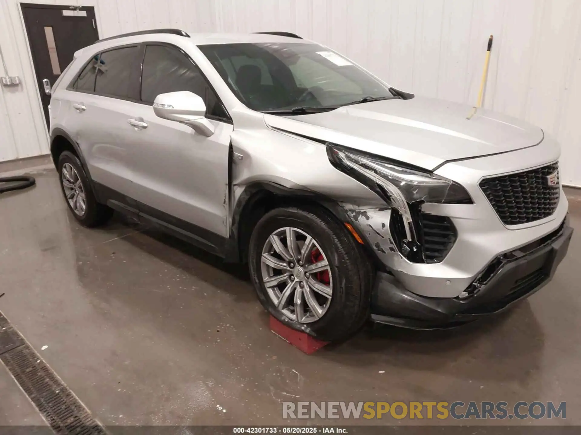 6 Photograph of a damaged car 1GYFZFR49MF013321 CADILLAC XT4 2021