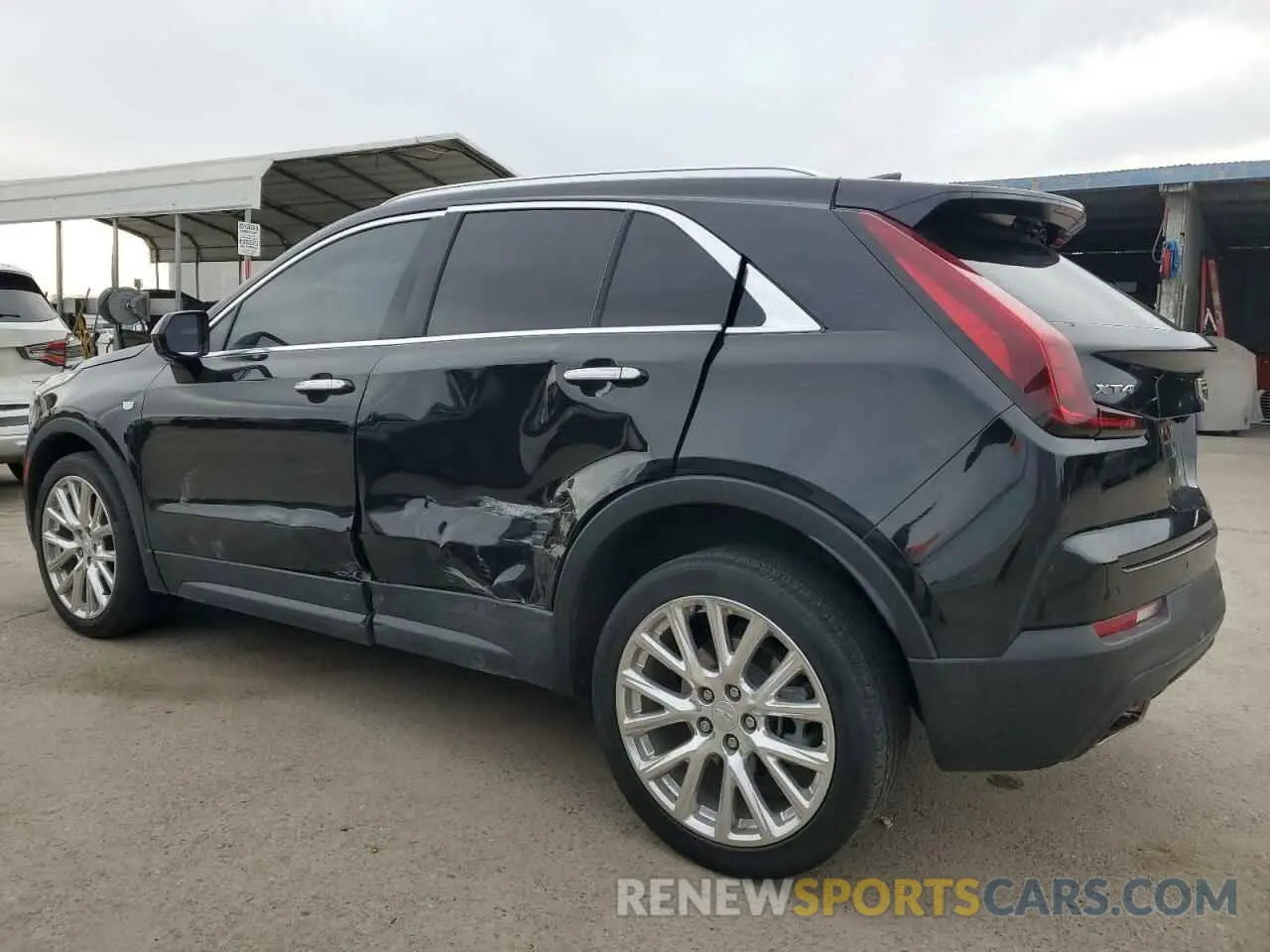 2 Photograph of a damaged car 1GYAZAR42NF120533 CADILLAC XT4 2022