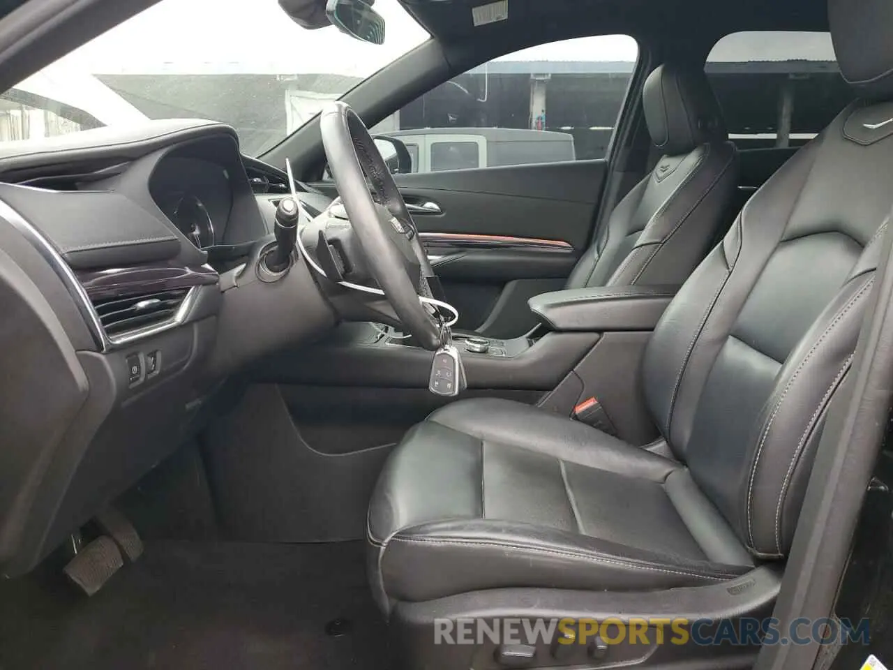 7 Photograph of a damaged car 1GYAZAR42NF120533 CADILLAC XT4 2022