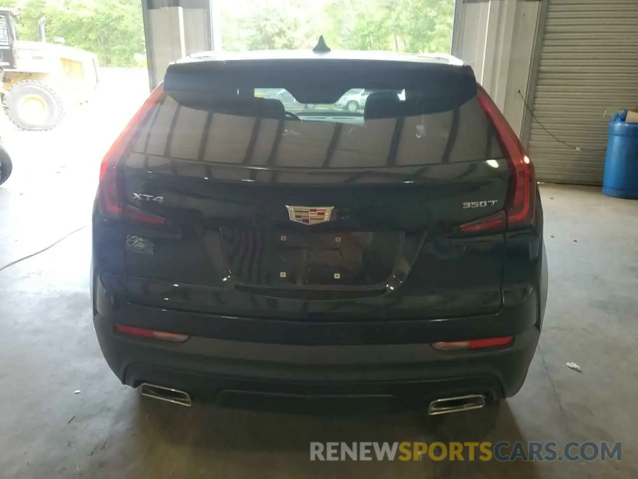 6 Photograph of a damaged car 1GYAZAR45NF124737 CADILLAC XT4 2022