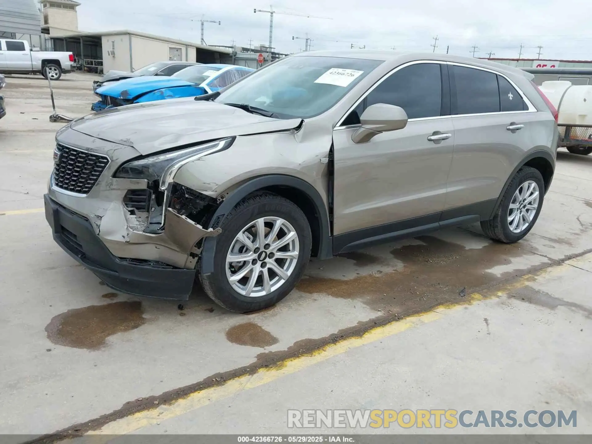 2 Photograph of a damaged car 1GYAZAR46NF169895 CADILLAC XT4 2022