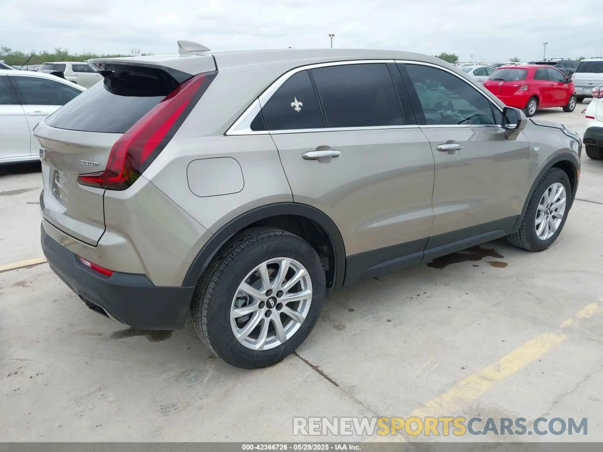 4 Photograph of a damaged car 1GYAZAR46NF169895 CADILLAC XT4 2022