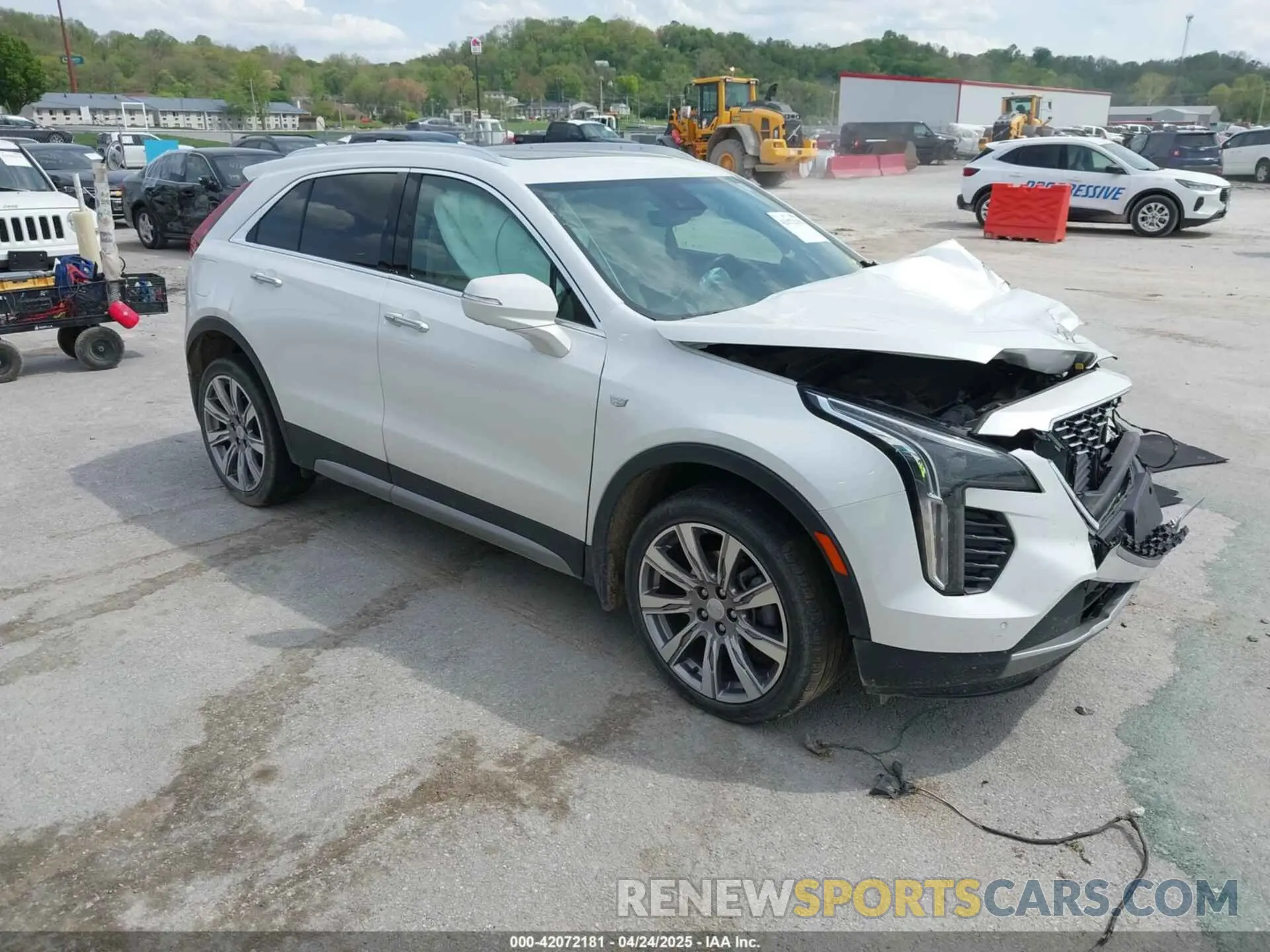 1 Photograph of a damaged car 1GYFZCR44NF144494 CADILLAC XT4 2022