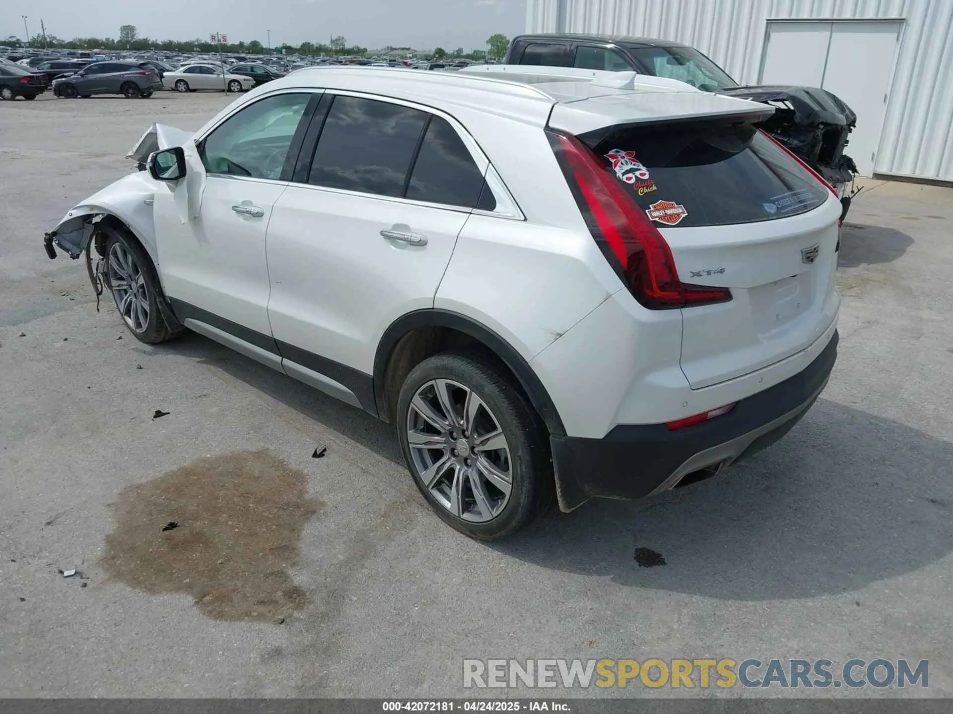 3 Photograph of a damaged car 1GYFZCR44NF144494 CADILLAC XT4 2022