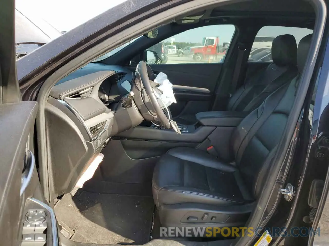 7 Photograph of a damaged car 1GYFZCR44NF151123 CADILLAC XT4 2022