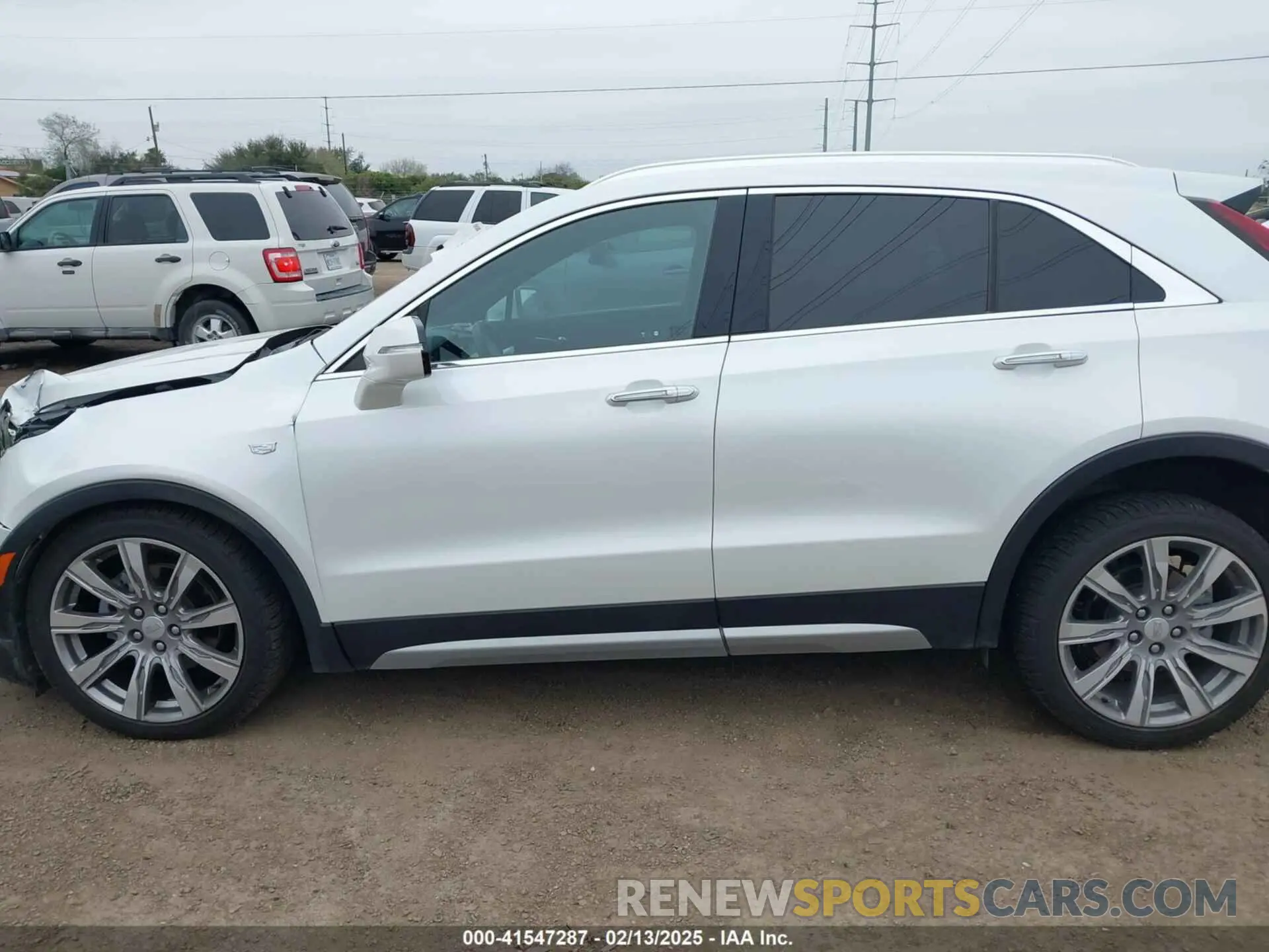 14 Photograph of a damaged car 1GYFZCR47NF110128 CADILLAC XT4 2022