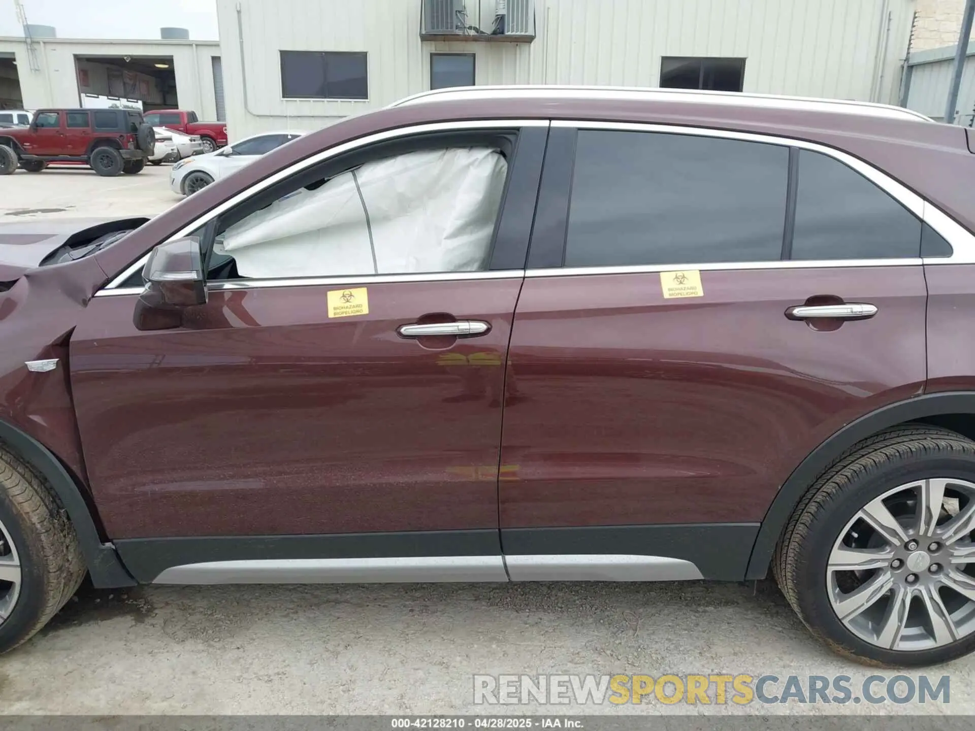 13 Photograph of a damaged car 1GYFZCR4XNF116845 CADILLAC XT4 2022