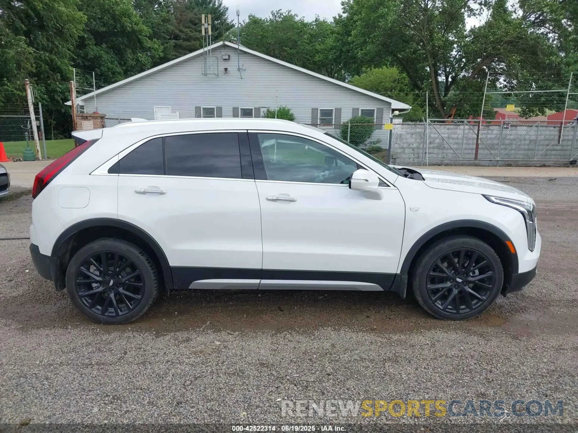 13 Photograph of a damaged car 1GYFZDR42NF128199 CADILLAC XT4 2022