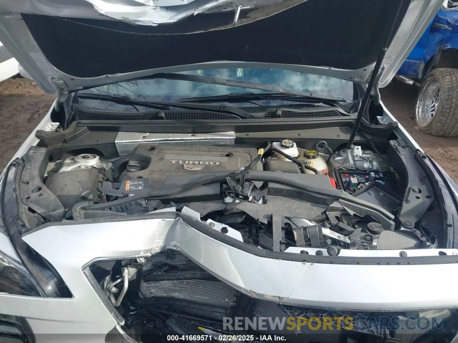 10 Photograph of a damaged car 1GYFZDR43NF152561 CADILLAC XT4 2022