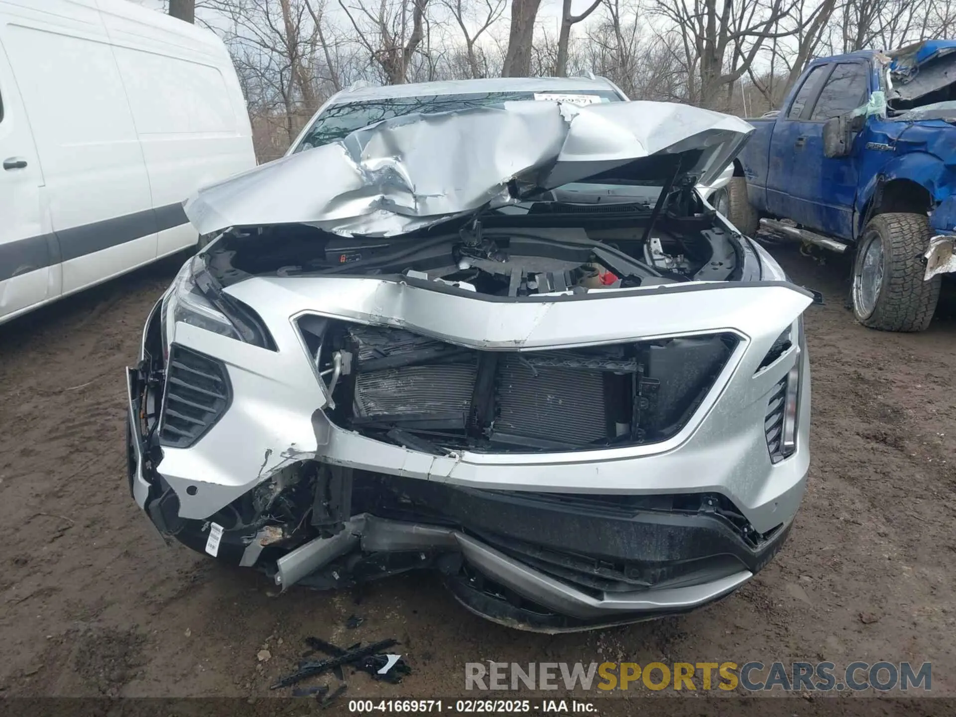 12 Photograph of a damaged car 1GYFZDR43NF152561 CADILLAC XT4 2022