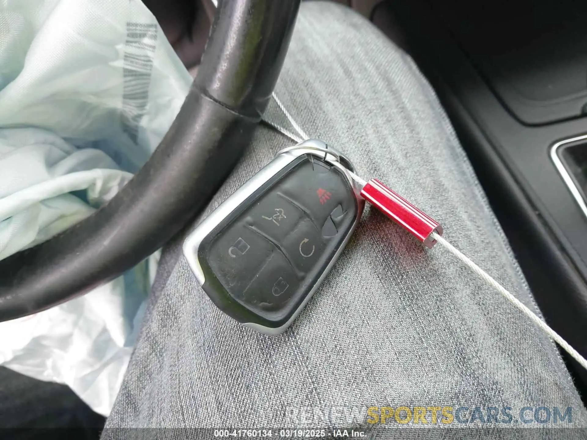 11 Photograph of a damaged car 1GYFZDR46NF100082 CADILLAC XT4 2022