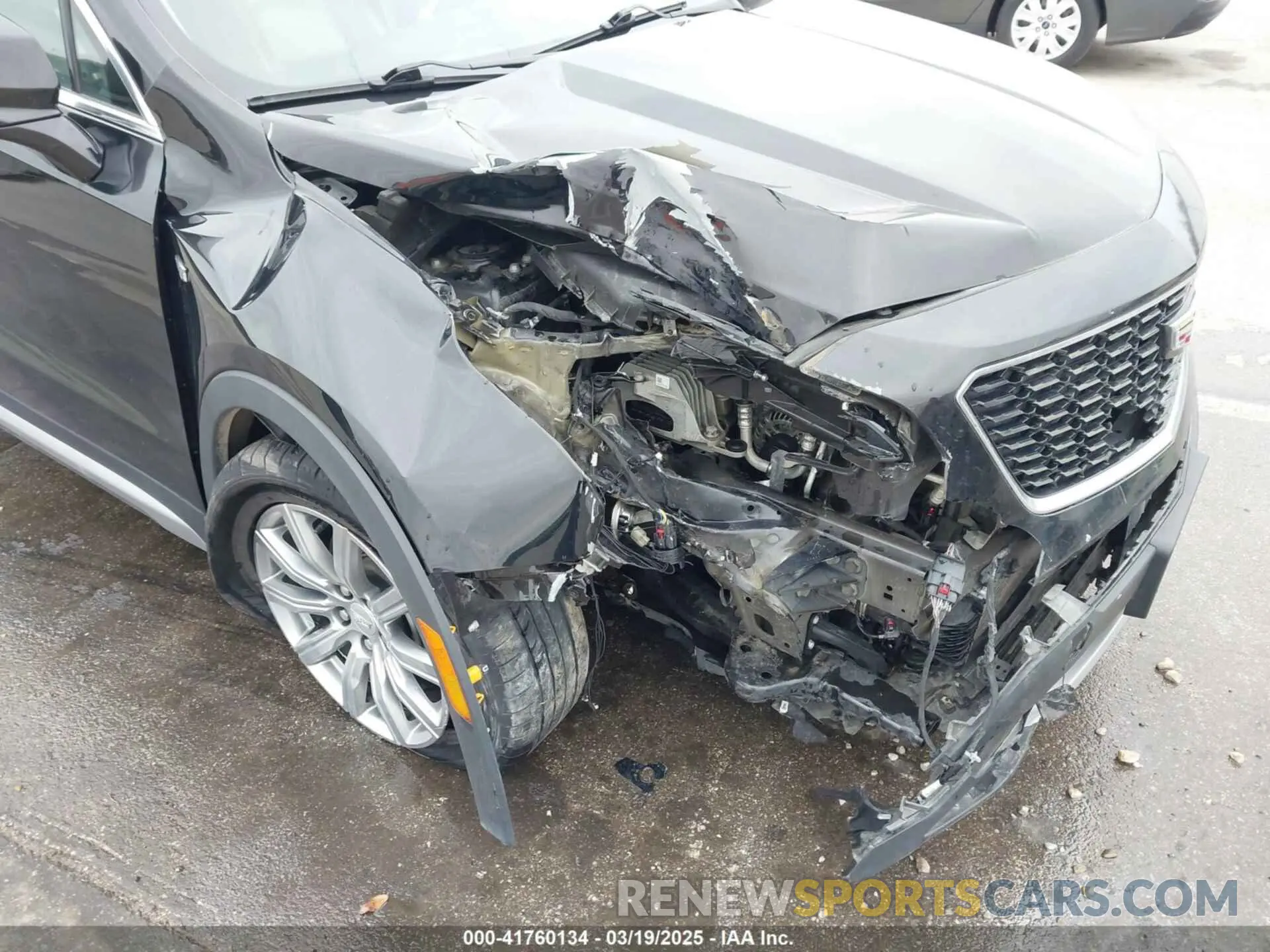 6 Photograph of a damaged car 1GYFZDR46NF100082 CADILLAC XT4 2022