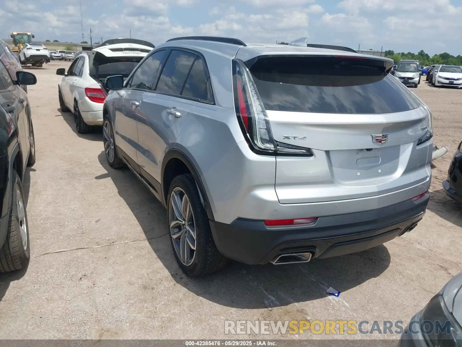 3 Photograph of a damaged car 1GYFZER43NF145874 CADILLAC XT4 2022