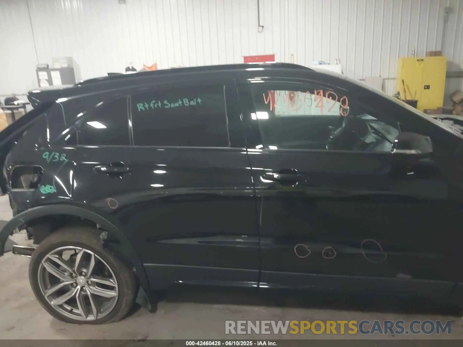 13 Photograph of a damaged car 1GYFZFR4XNF124137 CADILLAC XT4 2022